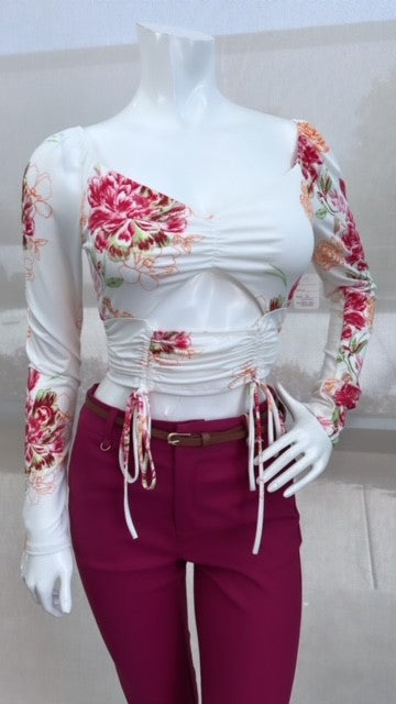 WHITE AND MAGENTA FLORAL LONG SLEEVE TOP